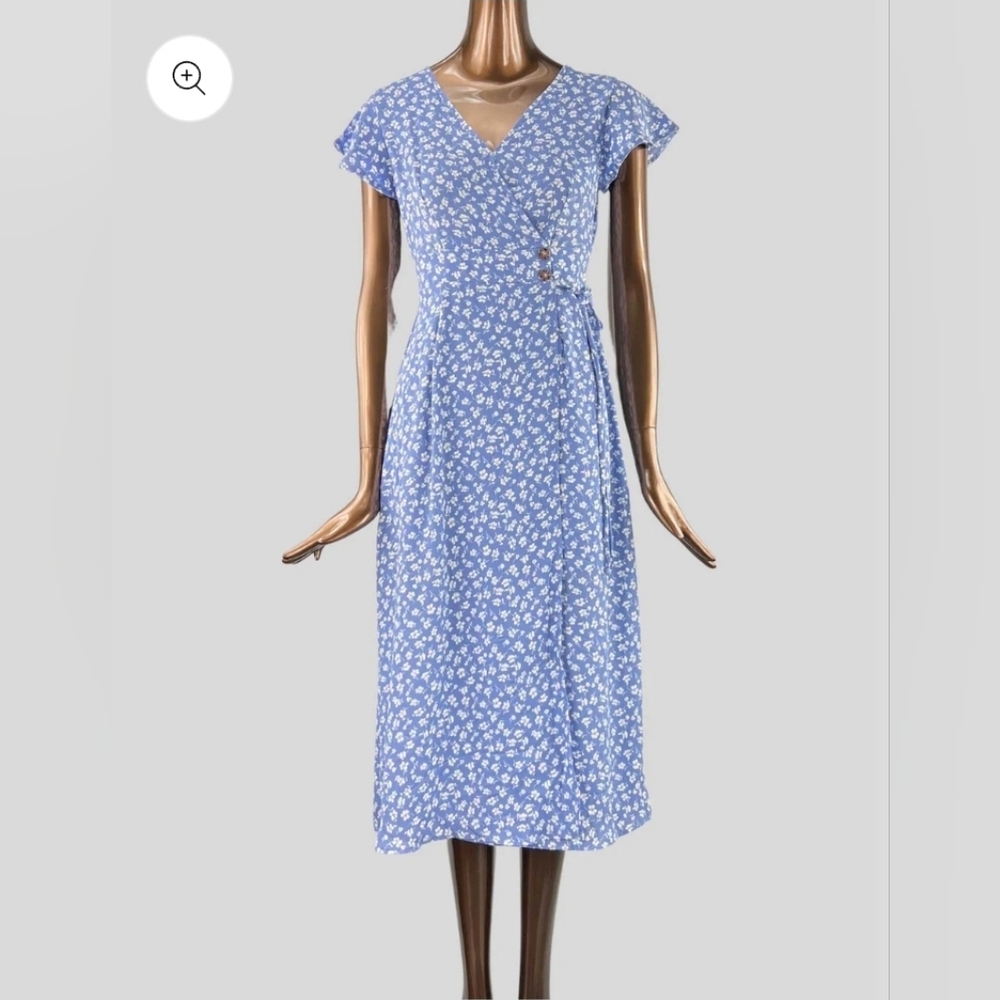 Sienna Sky Blue & White Floral Midi Dress w/ Cap Sleeves Size Large Womens